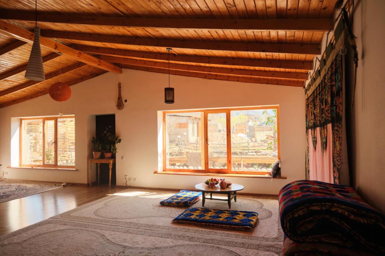 Guest House Altyn Oimok Bokonbayevo Exterior photo